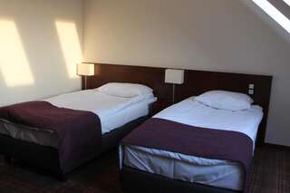 Отель Hotel Marusza Грудзёндз Двухместный номер с 1 кроватью или 2 отдельными кроватями-9